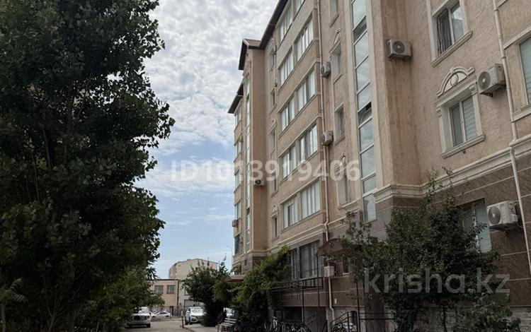 2-комнатная квартира · 73 м² · 1/6 этаж, 32В мкр 4 — жолдың бойында за 23 млн ₸ в Актау — фото 2