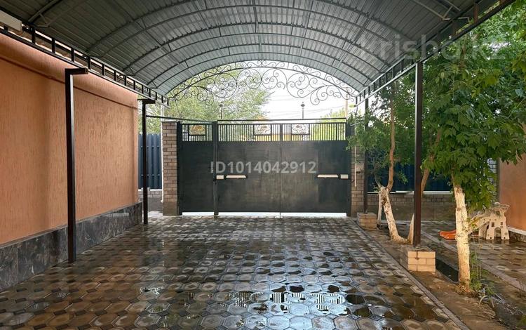 Отдельный дом · 4 комнаты · 130 м² · 10 сот., Үбсұлтан Аяпов 19 — Арай памятник за 45 млн ₸ в  — фото 2