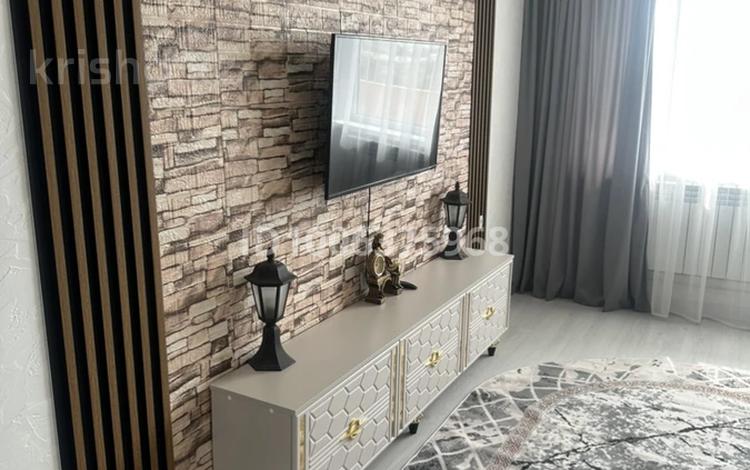 4-комнатная квартира · 86 м² · 8/9 этаж, Айбергенова 1Г — Джангельдина за 400 000 ₸ в Шымкенте, Аль-Фарабийский р-н — фото 2