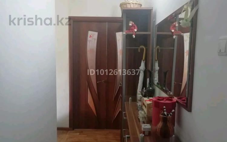 1-бөлмелі пәтер · 48 м² · 4/5 қабат, мкр Жайлау дом 9, бағасы: 100 000 ₸ в Таразе — фото 2