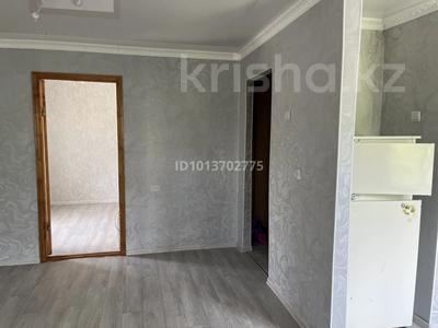 2-комнатная квартира · 37.7 м² · 2/5 этаж, мкр 5, Есет батыра 162 — Рядом магазин Кадияр за 13 млн ₸ в Актобе