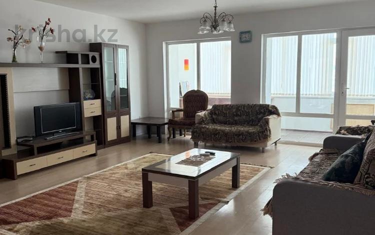 3-бөлмелі пәтер · 163.7 м² · 5/8 қабат, Жаңа қала, Абая 35а, бағасы: 41 млн ₸ в Актобе, Новый город — фото 2