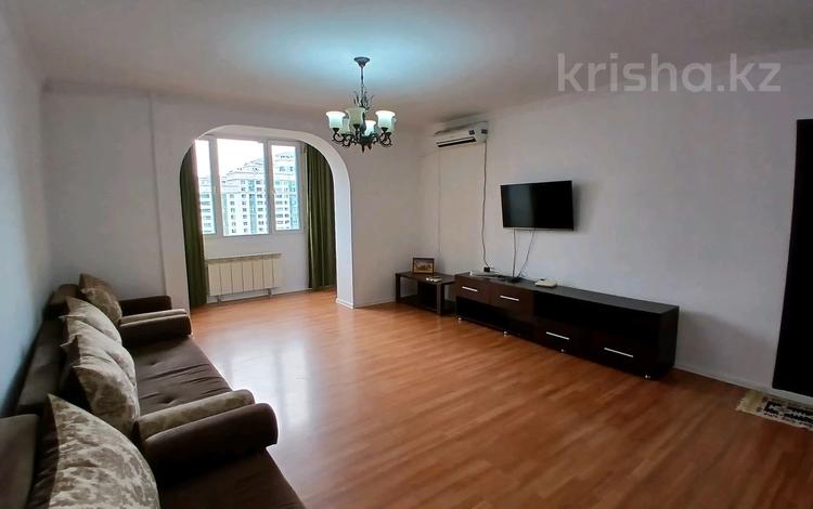 3-комнатная квартира · 70 м² · 12/12 этаж, мкр Самал-2 76 — ТЦ Рамстор. ТЦ Достык плаза за 63 млн 〒 в Алматы, Медеуский р-н — фото 2