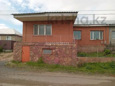 Отдельный дом · 4 комнаты · 150 м² · 6 сот., Панфилова 11 — Стадион,лес. за 30 млн 〒 в Акколе