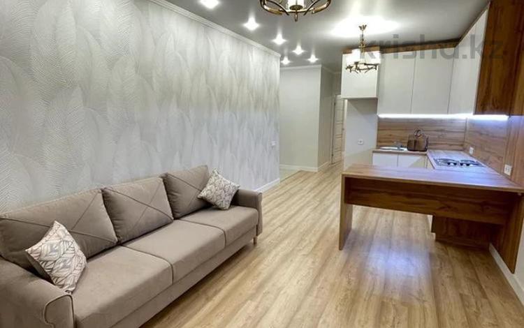 2-комнатная квартира · 50 м² · 6/8 этаж, Мангилик Ел 40\2 за 330 000 ₸ в Астане, Есильский р-н — фото 3