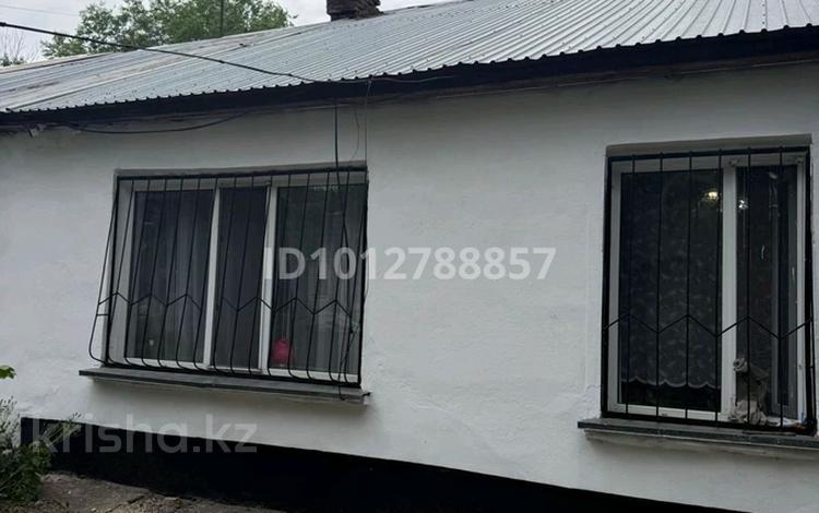 Үйдің бір бөлігі · 2 бөлме · 59.6 м² · 1 сот., Каныша Сатпаева 4 6, бағасы: 7 млн ₸ в  — фото 2