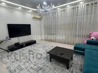 2-бөлмелі пәтер, 79.3 м², 2/11 қабат ай сайын, 16-й мкр 55, бағасы: 270 000 〒 в Актау, 16-й мкр 