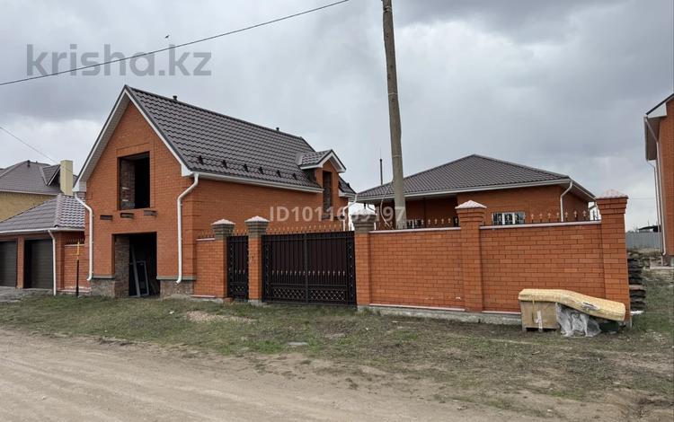 Отдельный дом · 4 комнаты · 136 м² · 10 сот., Абая за 65 млн ₸ в Костанае — фото 2