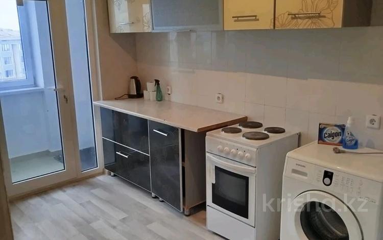 1-комнатная квартира · 35 м², мкр Туран-2 — Через агенство за 75 000 ₸ в Шымкенте, Каратауский р-н — фото 2