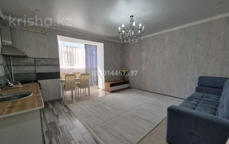 1-комнатная квартира · 54.1 м² · 4/5 этаж, мкр. Алтын орда 48В кор. 4 за 200 000 ₸ в Актобе — фото 2