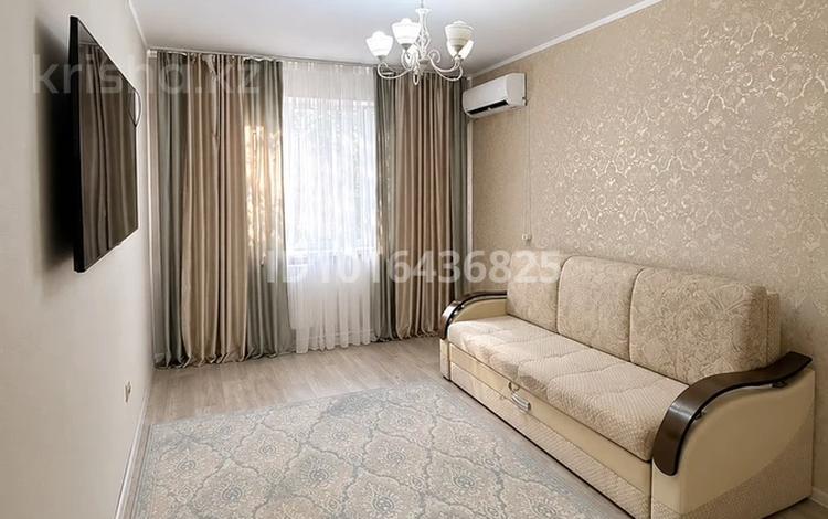 2-бөлмелі пәтер · 56 м² · 4/5 қабат, 2 ш/а. — Рынок Алтай, бағасы: 200 000 ₸ в Актобе, мкр 8 — фото 13