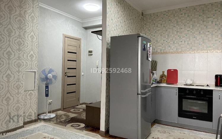 1-комнатная квартира, 37 м², 12/14 этаж, Сарыарка 41 — Сарыарка-Богенбай батыра за 16 млн 〒 в Астане, Сарыарка р-н — фото 2