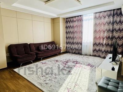2-комнатная квартира · 78 м² · 14/36 этаж, Кошкарбаева 10/1 — Тауелсиздик- Кошкарбаева за 20 000 ₸ в Астане, Алматы р-н