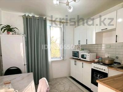 3-комнатная квартира · 58 м² · 3/5 этаж, Салтанат 21 за 25 млн 〒 в Талдыкоргане, мкр военный городок Жулдыз