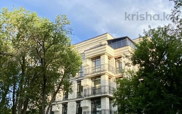 5-комнатная квартира · 241.1 м² · 4/5 этаж, мкр Михайловка 11/11 за ~ 173.6 млн ₸ в Караганде, Казыбек би р-н — фото 2