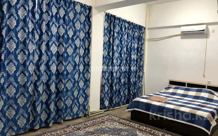 1-комнатная квартира · 50 м² · 1/5 этаж, 2микрорайон 27 за 6 000 ₸ в Таразе — фото 2