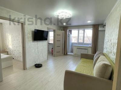 3-комнатная квартира · 50 м² · 5/5 этаж, ОЛЖАБАЙ БАТЫРА 11 за 19 млн 〒 в Павлодаре