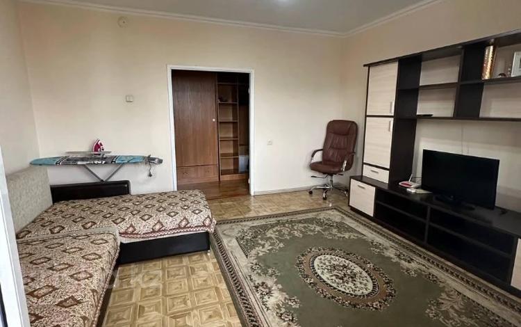 2-комнатная квартира · 55 м² · 9/12 этаж, мкр Самал-2 87 за 350 000 ₸ в Алматы, Медеуский р-н — фото 11