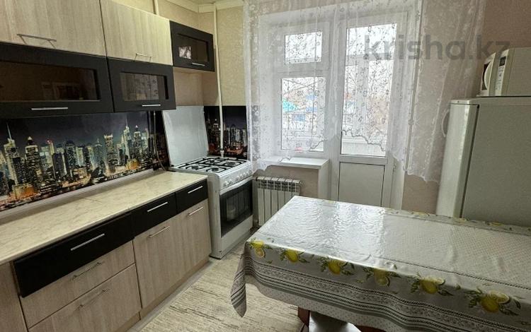 2-комнатная квартира, 54 м², 2/5 этаж, артыгалиева за 14.6 млн 〒 в Уральске — фото 2