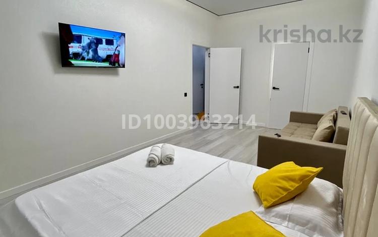 1-комнатная квартира · 45 м² · 9/10 этаж, Култегин 19/1 — Хан Шатыр, КазУТБ, Айтматова, Мухамедханова за 13 000 〒 в Астане, Есильский р-н — фото 3