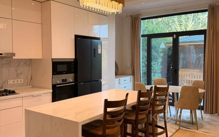 3-комнатная квартира · 150 м² · 1/3 этаж, Аскарова 55/1 к1 за 1.3 млн ₸ в Алматы, Бостандыкский р-н — фото 2