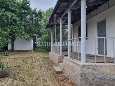 Отдельный дом · 3 комнаты · 81.8 м² · 6 сот., Микрорайон Самал за 28 млн ₸ в Туздыбастау (Калинино)