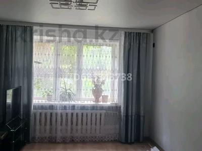 2-комнатная квартира · 51 м² · 1/5 этаж, Скоробогатова 67 за 150 000 〒 в Уральске