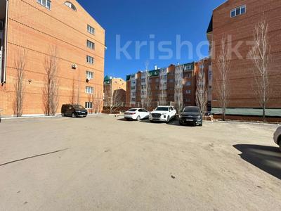 Пәтерлер в Костанайской обл.: 5-бөлмелі пәтер · 197.5 м² · 6/7 қабат, Маяковского 116А, бағасы: 40 млн 〒 5-бөлмелі пәтер · 197.5 м² · 6/7 қабат, Маяковского 116А, бағасы: 40 млн 〒 в Костанае