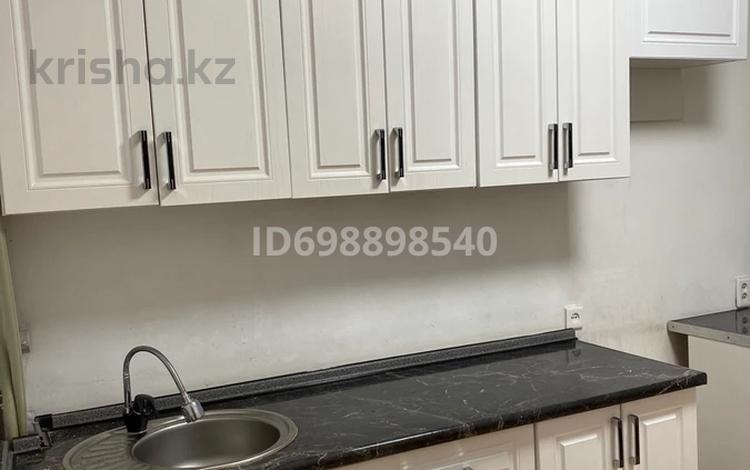 2-комнатная квартира · 55 м² · 1/9 этаж, Байсалыкова 65а за 160 000 ₸ в Семее — фото 2