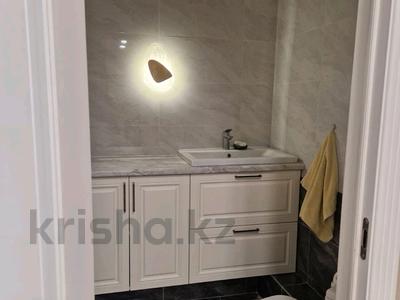 3-комнатная квартира · 80 м² · 8/13 этаж, Макатаева 131 — Муратбаева за ~ 73 млн ₸ в Алматы, Алмалинский р-н
