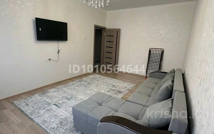 1-комнатная квартира · 50 м² · 2/5 этаж, Шевченко 162 за 320 000 ₸ в Алматы, Алмалинский р-н — фото 2