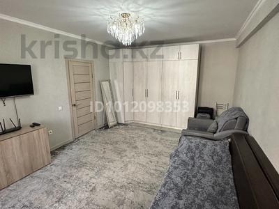 1-бөлмелі пәтер · 44.5 м² · 4/10 қабат, мкр Шугыла, Жунисова 14/17 — Микрорайон Шугыла, бағасы: 28 млн ₸ в Алматы, Наурызбайский р-н