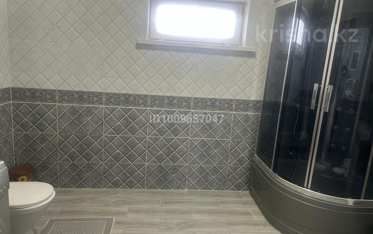 Часть дома · 5 комнат · 240 м² · , мкр Самал-1 — Казиева за 60 млн ₸ в Шымкенте, Абайский р-н — фото 5
