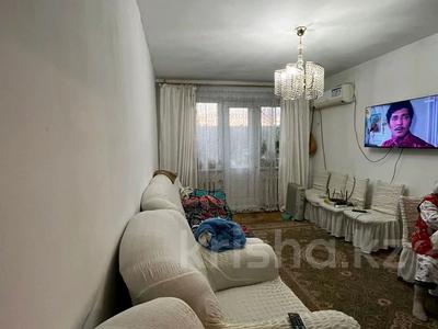 2-комнатная квартира, 45 м², 3/5 этаж, ул. Айбергенова за 13 млн 〒 в Шымкенте, Аль-Фарабийский р-н