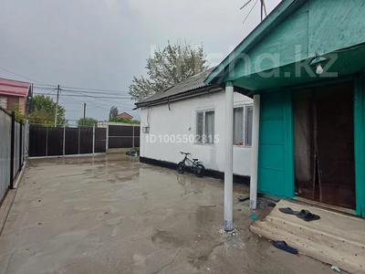 Аренда домов или дач в Алматинской обл.: Отдельный дом · 4 комнаты · 100 м², Жеңіс 86 — Авто мойканың жанында за 280 000 〒 Отдельный дом · 4 комнаты · 100 м², Жеңіс 86 — Авто мойканың жанында за 280 000 〒 в Коксай (пути Ильича)