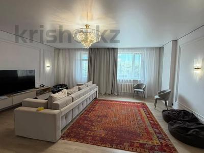 5-комнатная квартира · 200 м² · 3/8 этаж, Достык 13 за ~ 1.9 млн ₸ в Астане, Есильский р-н