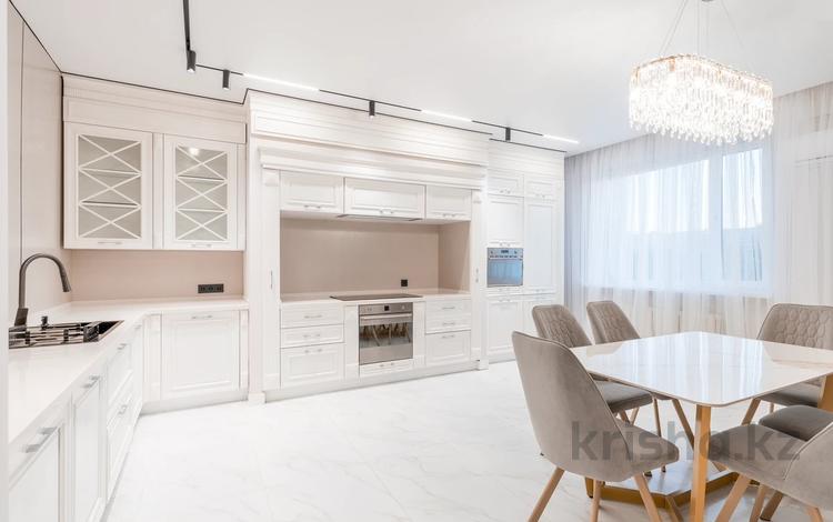 5-комнатная квартира · 200 м² · 3/8 этаж, Достык 13 за 1.8 млн ₸ в Астане, Есильский р-н — фото 6
