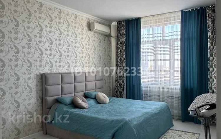 3-комнатная квартира · 109 м² · 5/6 этаж, Сатпаева 41б за 30 000 ₸ в Атырау — фото 2