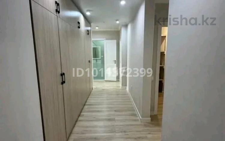 2-бөлмелі пәтер · 60 м² · 7/12 қабат, мкр Акбулак, 1-я улица — Байтерекова, бағасы: 34.5 млн ₸ в Алматы, Алатауский р-н — фото 2