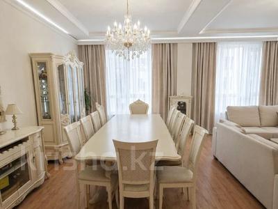 4-комнатная квартира · 210 м² · 4/5 этаж, Туран 5/8 за 1.7 млн 〒 в Астане, Нура р-н