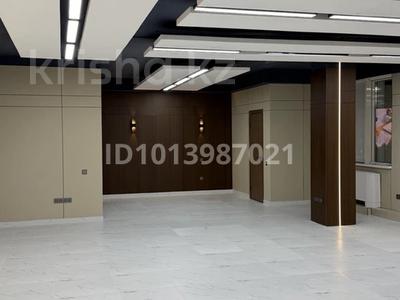 Кеңселер, кабинеттер және жұмыс орындары · 140 м², бағасы: ~ 1.4 млн ₸ в Алматы, Бостандыкский р-н