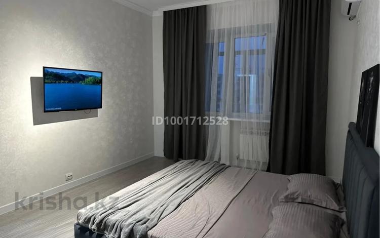 1-комнатная квартира · 50 м² · 5/10 этаж, 18А мкр 2 за 10 000 ₸ в Актау — фото 2