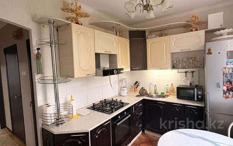 3-комнатная квартира · 70 м² · 6/9 этаж, 5 микр 37 за 25.5 млн ₸ в Аксае — фото 2
