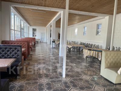 Конференц-залдар, кабинеттер және жұмыс орындары · 500 м², бағасы: 3 млн ₸ в Алматы, Медеуский р-н