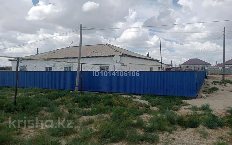 Жеке үй · 4 бөлме · 200 м² · 2500 жүзд., Жанаев Т 58 — Ақкиізтоғай ауылы, бағасы: 10 млн ₸ в Кульсары — фото 2