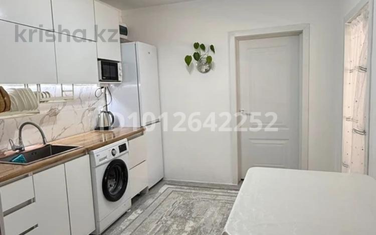 4-комнатная квартира · 60 м² · 1/1 этаж, Кызыларай 53 за 6 000 ₸ в Туркестане — фото 2