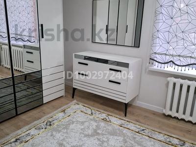 Пәтерлер в Кызылординской обл.: 2-бөлмелі пәтер · 60 м² · 1/5 қабат, Нұр орда 58 — Мкрн Арай, бағасы: 300 000 〒 2-бөлмелі пәтер · 60 м² · 1/5 қабат, Нұр орда 58 — Мкрн Арай, бағасы: 300 000 〒 в