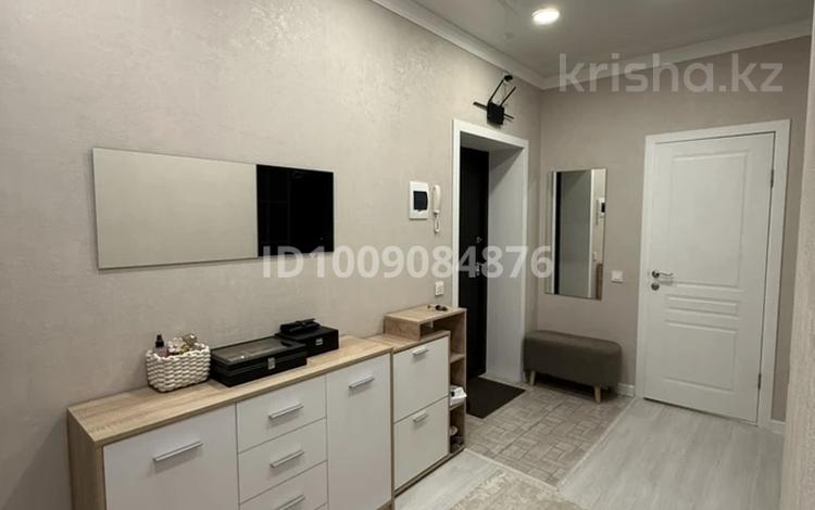 1-комнатная квартира · 62 м² · 2/5 этаж, мкр. Алтын орда, Алтын Орда 9/5к1 — по Халела Досмухамедулы за 30 млн ₸ в Актобе — фото 2