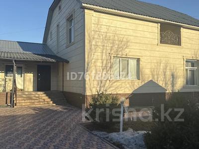 Отдельный дом · 6 комнат · 236 м² · 10 сот., 9-й микрорайон, Салтанат 5 за 85 млн 〒 в Талдыкоргане