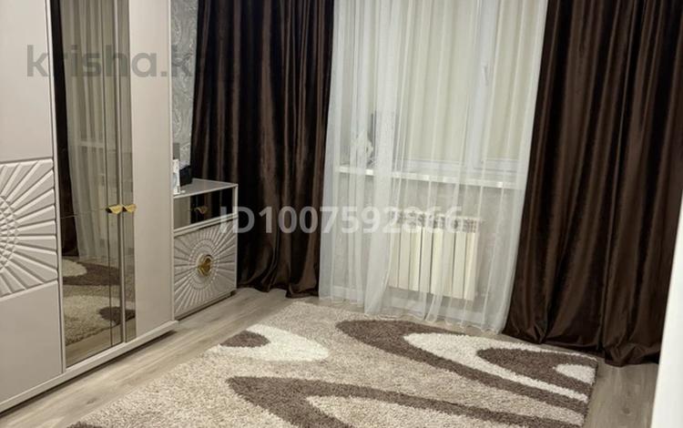 3-комнатная квартира · 77 м² · 2/6 этаж, 32В мкр 8 за 24.5 млн ₸ в Актау — фото 2